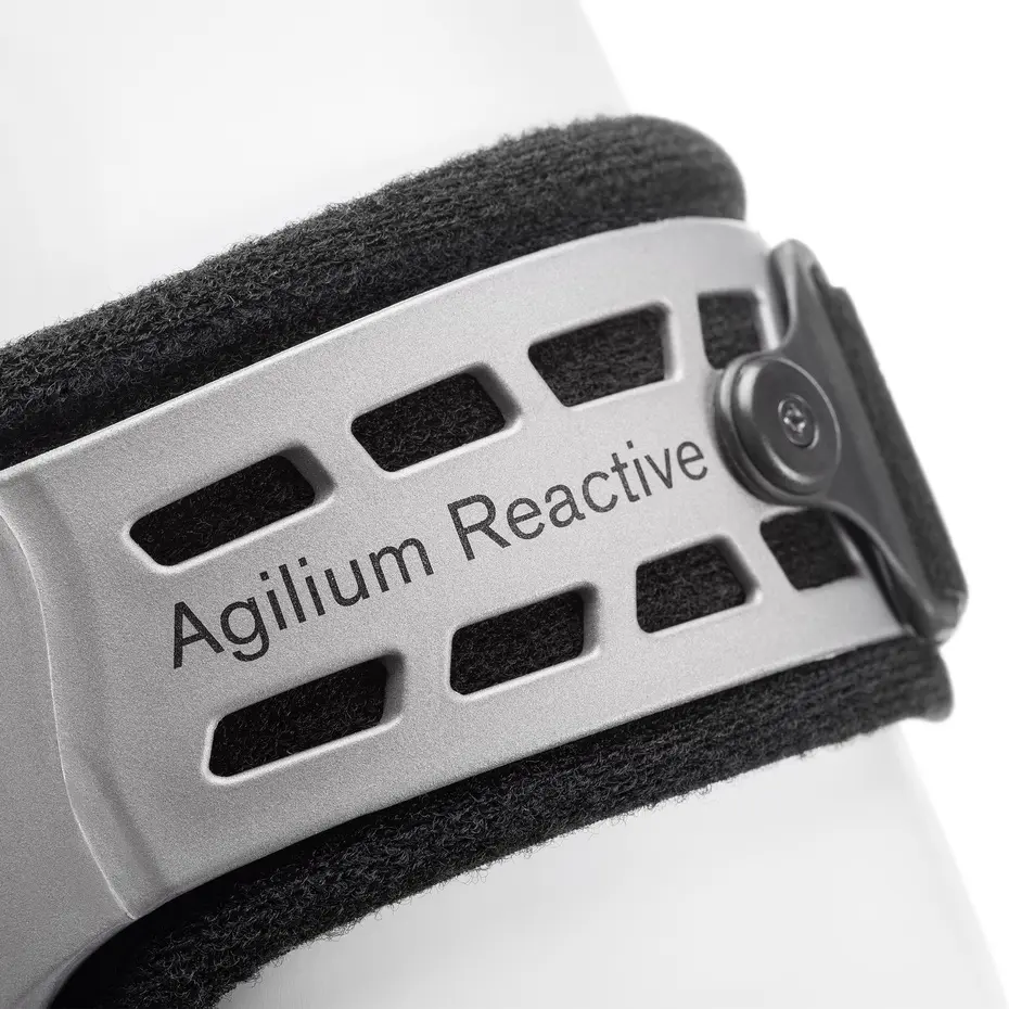 Vista de perto da Agilium Reactive, de como ela se adapta ao formato corporal.